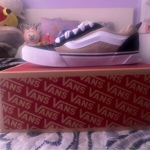 Vans Knu Skool Sneakers